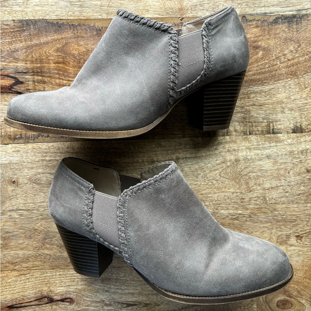 Lifestride Beige Suede Ankle Boots
